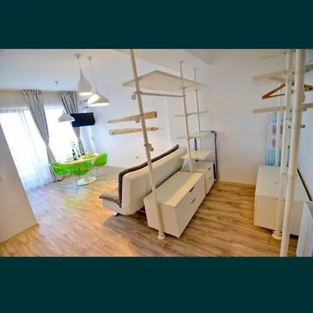 Mamaia Onix Blue Apartments *